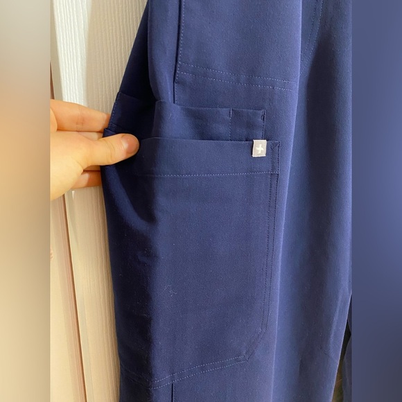 NWT Figs High Waisted Isabel Wide Leg Navy Scrub Pants Size XXL Tall - Picture 9 of 15